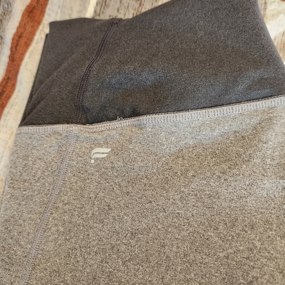 Fabletics leggings size xl